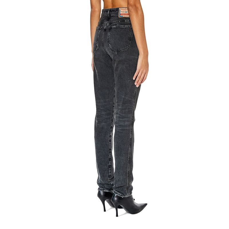 Miti Baci Pantalones cortos de mujer en jeans de cintura alta: a la venta a  19.99€ en