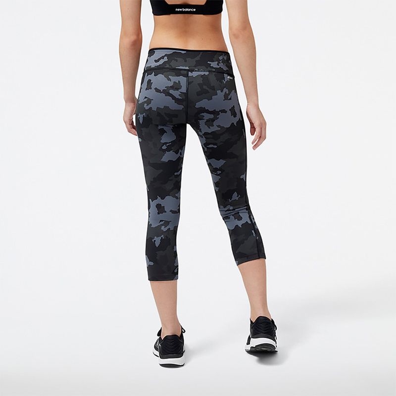 Calça Legging New Balance Feminino Accelerate Capri XL Preto - WP23239BK