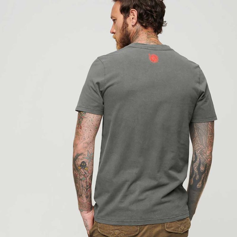 Camiseta-Para-Hombre-Metallic-Workwear-Graphic-Superdry
