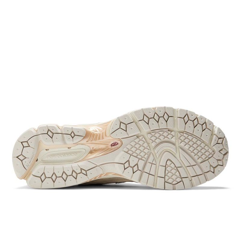 Tenis-Para-Hombre-2002R-Protection-Pack-New-Balance