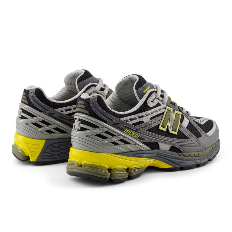 Tenis-Para-Hombre-1906-Utility-New-Balance