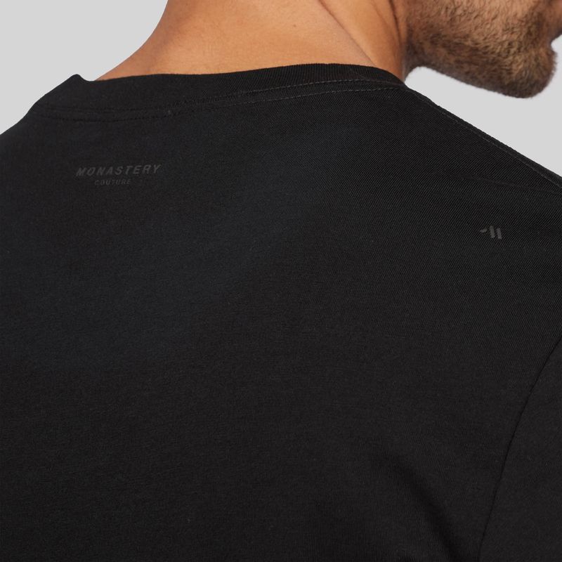 Camiseta-Manga-Corta-Para-Hombre-Izar-Black-Monastery