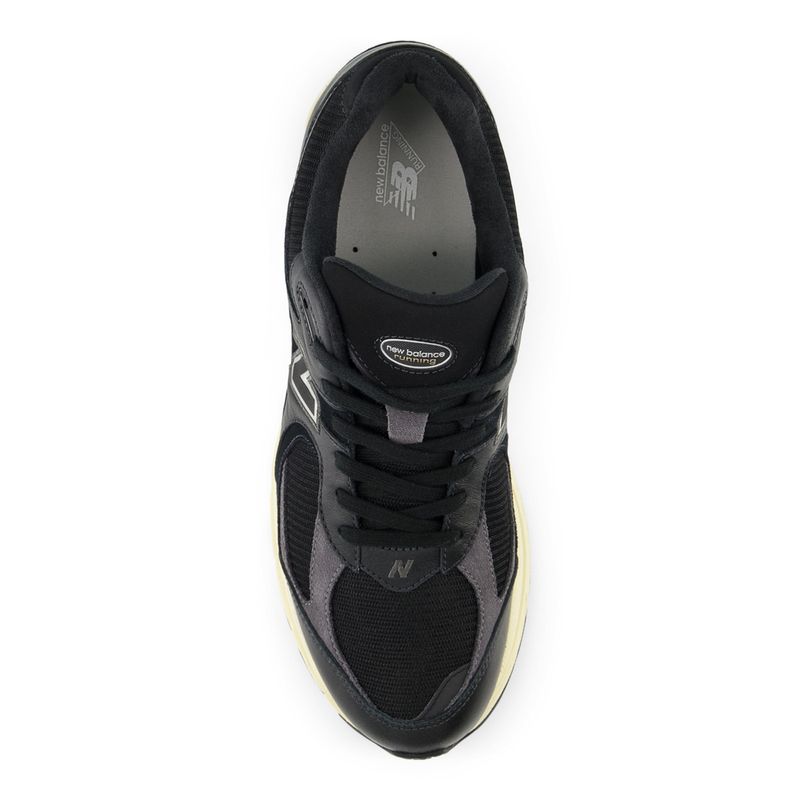 Tenis-Para-Hombre-2002R-New-Balance