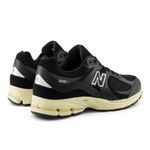 Tenis-Para-Hombre-2002R-New-Balance