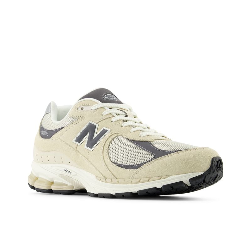 Tenis-Para-Hombre-2002R-New-Balance