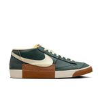 Tenis-Para-Hombre-Blazer-Low-Pro-Club-Bts-Nike