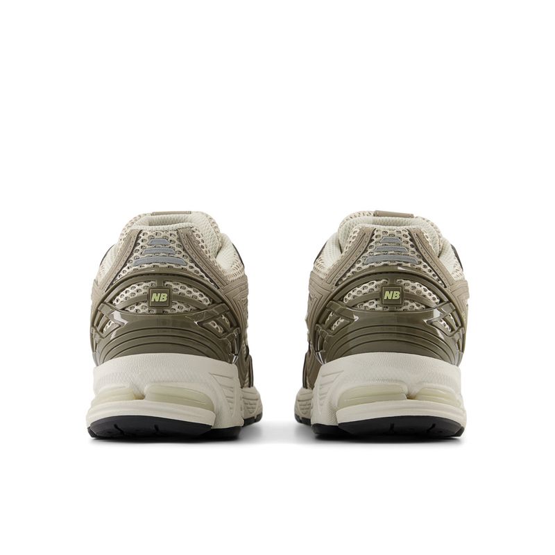 Tenis-Para-Hombre-1906R-New-Balance
