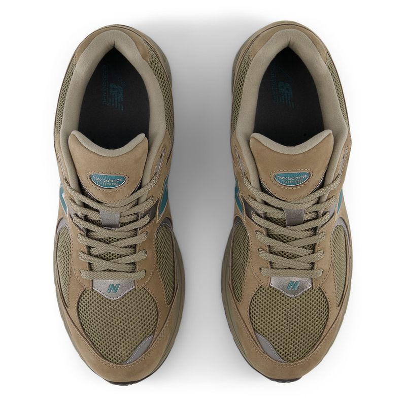 Tenis-Para-Hombre-2002R-New-Balance