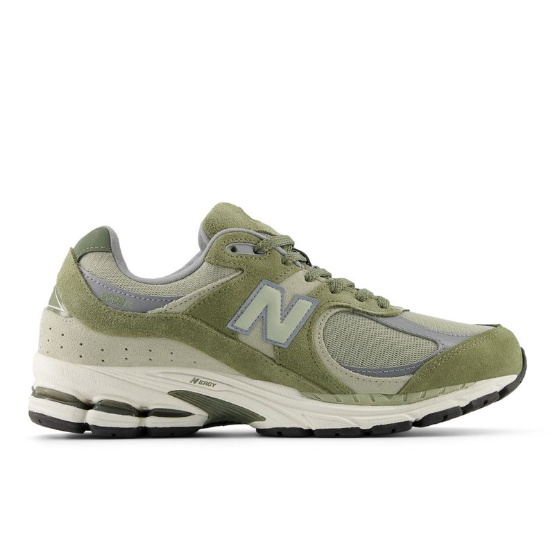 Tenis-Para-Hombre-2002R-New-Balance