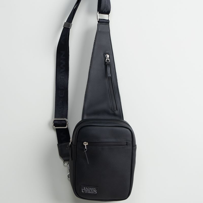 APA22536_NEGRO_NEGRO_1