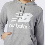 Camiseta-Para-Mujer-Nb-Essentials-Pullover-Hoodie-New-Balance